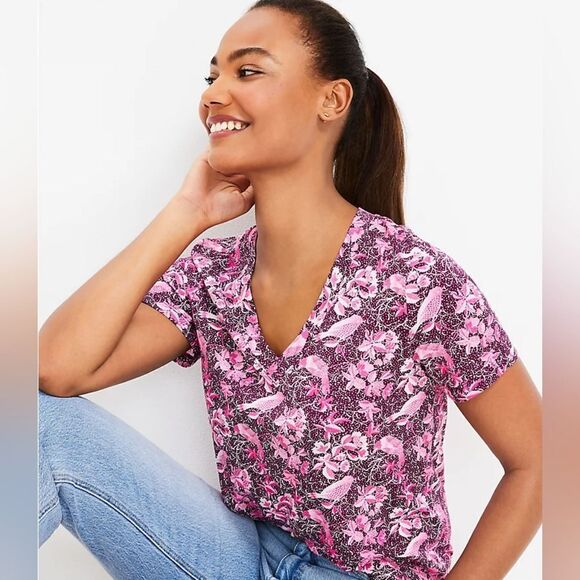 The Loft Rainforest Everyday V-Neck Tee Size S in Italian Plum NWT and in packa - Picture 3 of 6